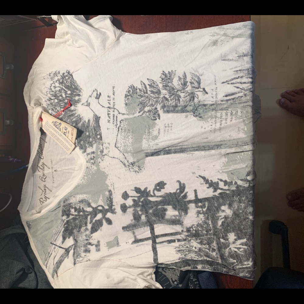 Authentic replay shirt
